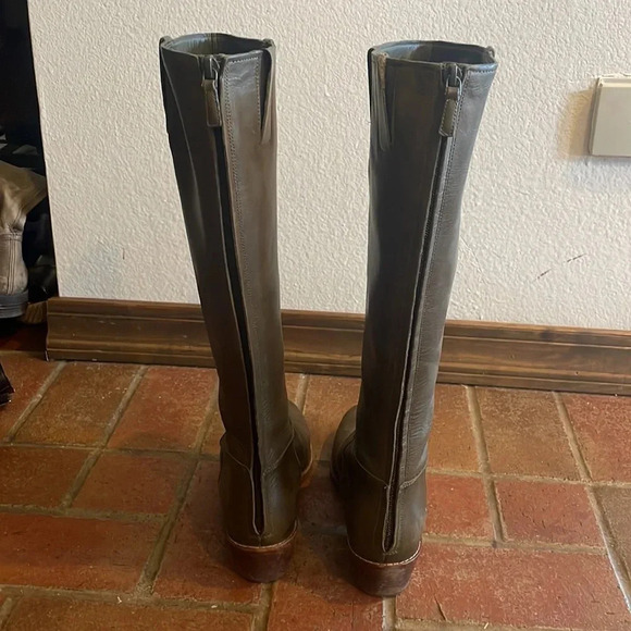 Olive Green Cole Haan Boots 8 - Picture 6 of 9